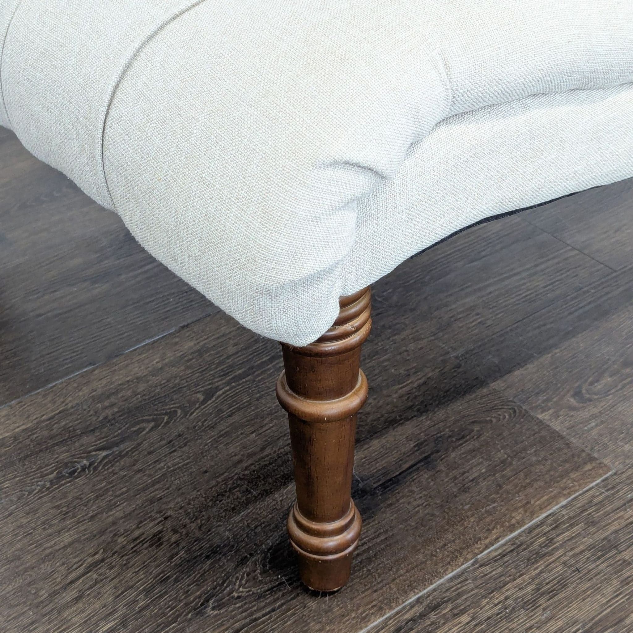 Beige Tufted Armless Lounge Chair with Wooden Legs - Thumbnail 3