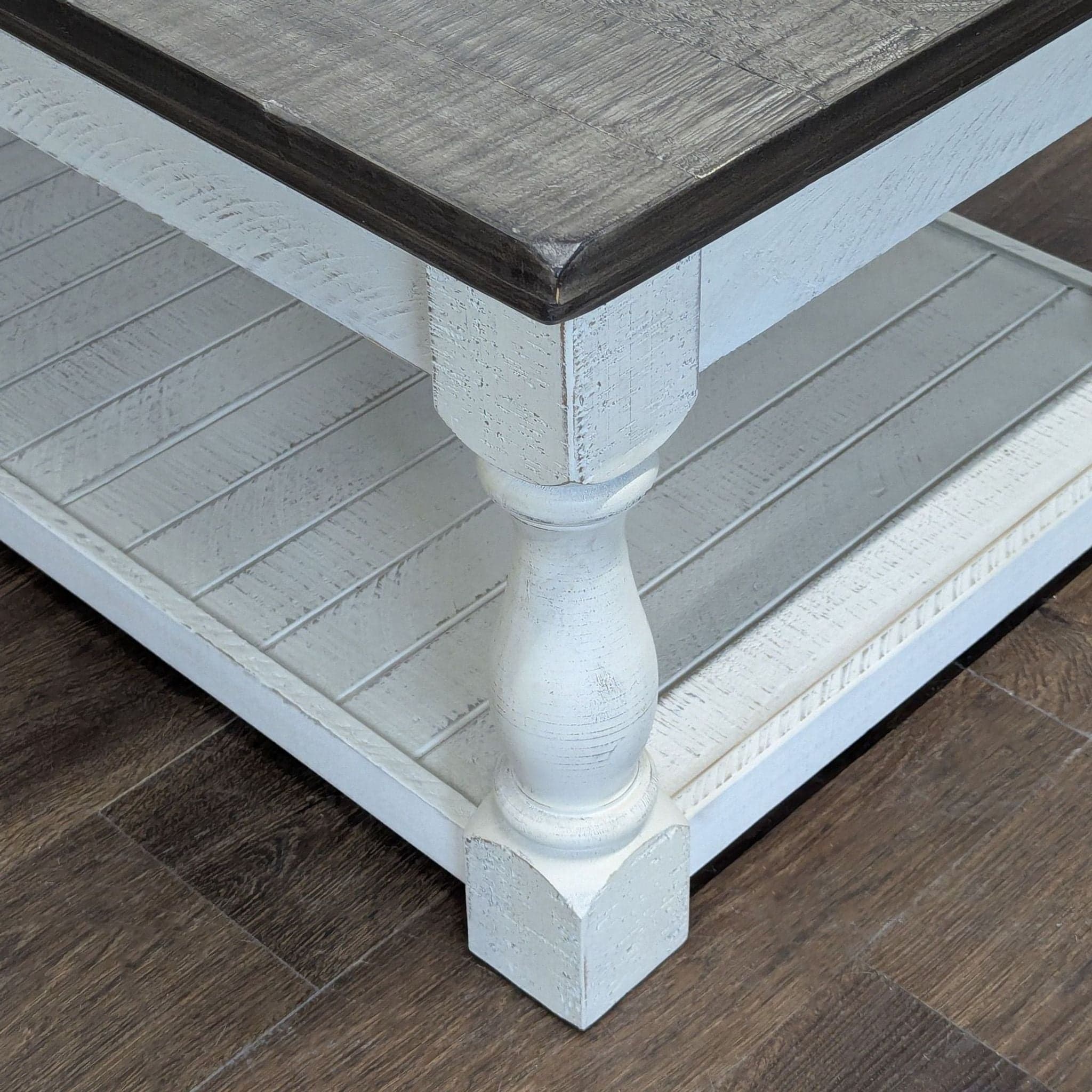 Ashley Furniture Havalance Lift-Top Coffee Table - Thumbnail 8