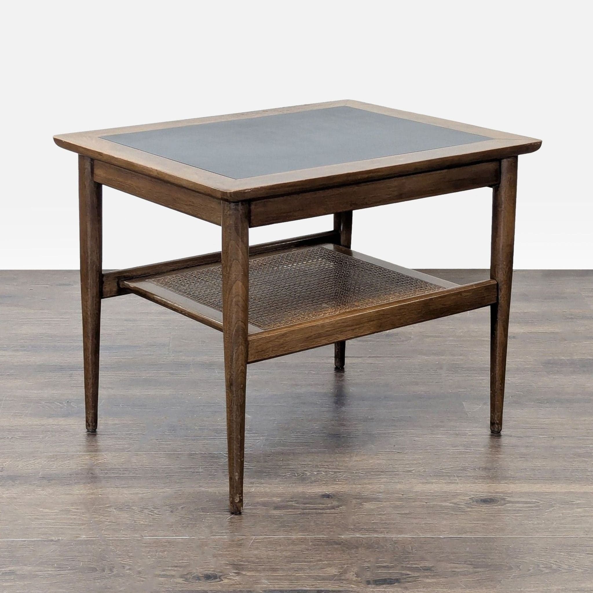 Vintage American of Martinsville Mid-Century End Table - Thumbnail 8