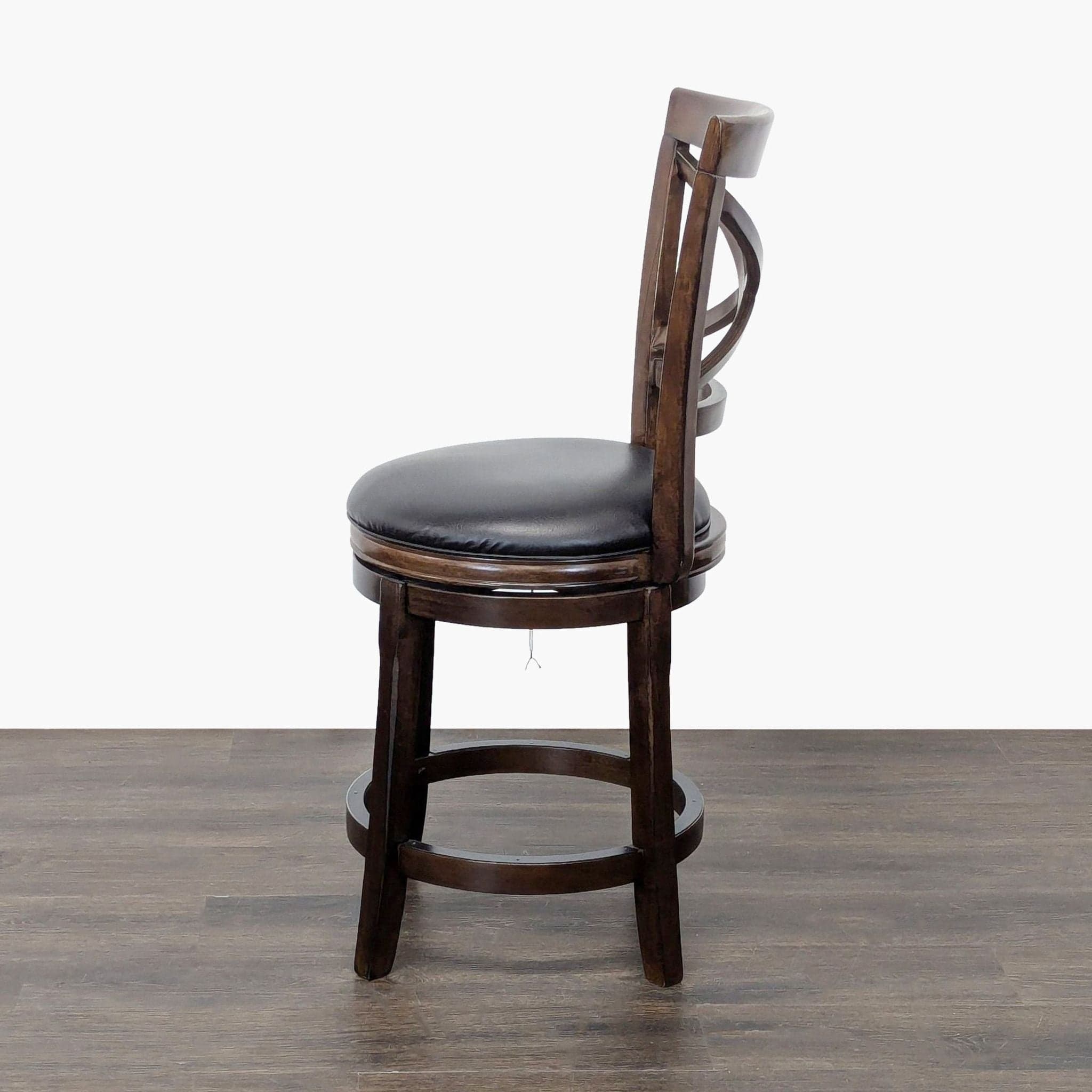 Ashley Furniture Porter Swivel Bar Stool - Thumbnail 3