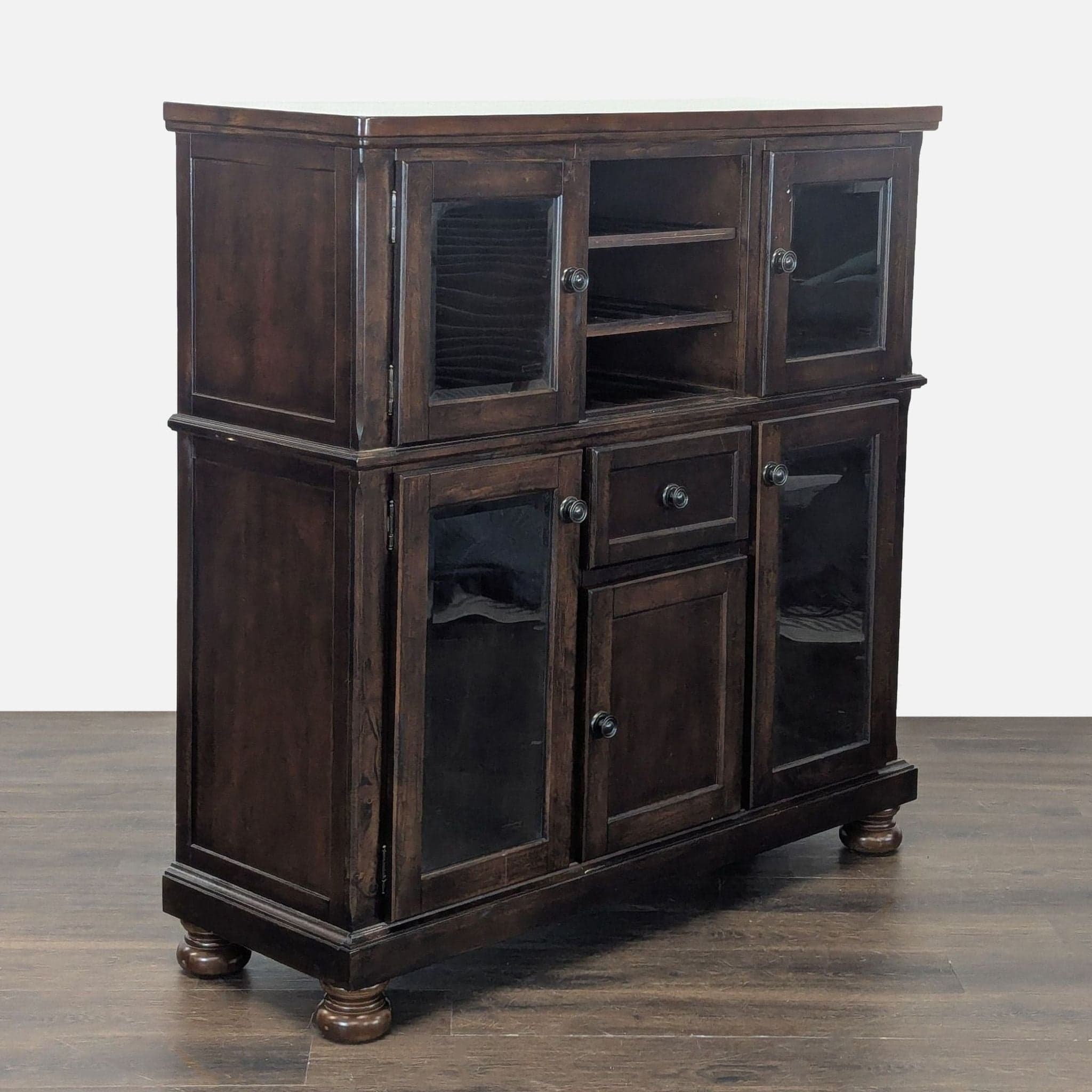 Porter Dining Server - Thumbnail 8