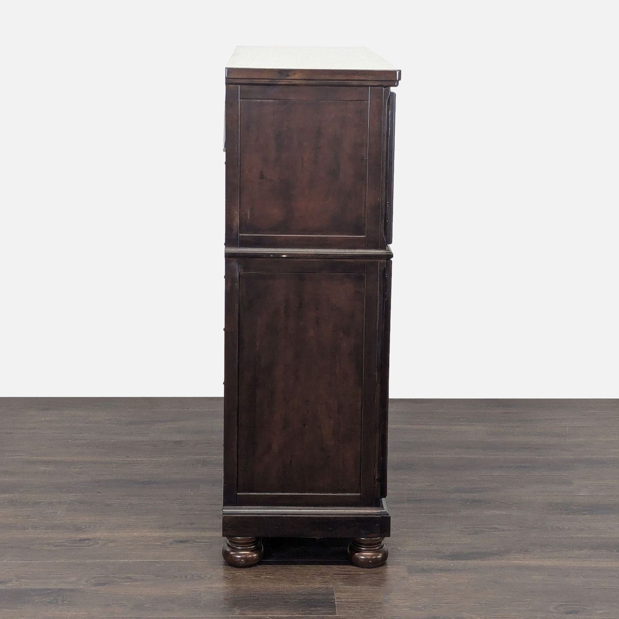 Porter Dining Server - Thumbnail 9