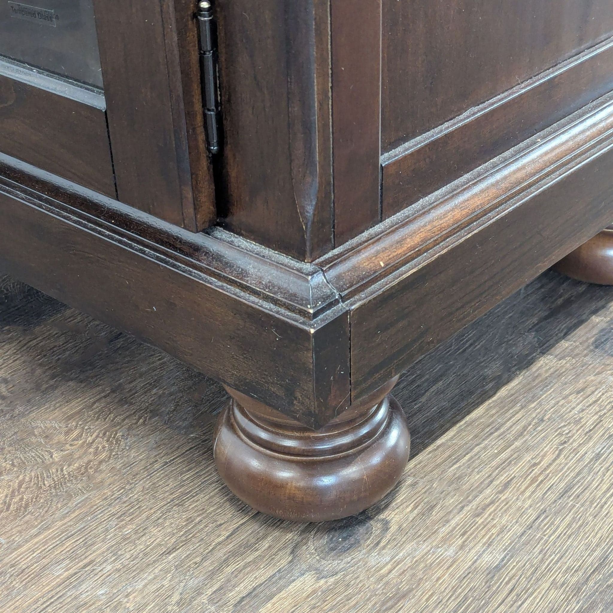 Porter Dining Server - Thumbnail 6