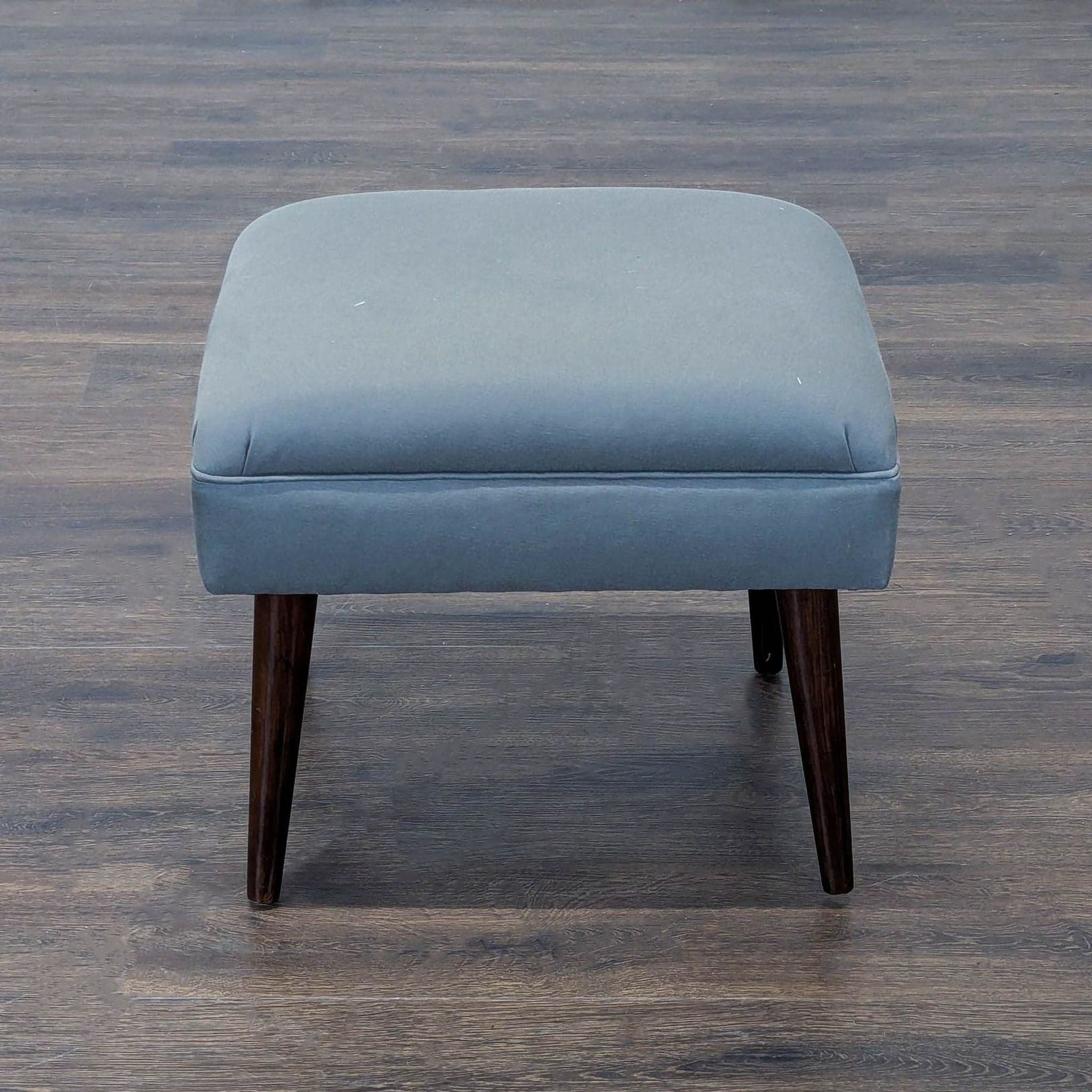 Skyline Furniture Upholstered Footstool on Wood Legs - Thumbnail 3