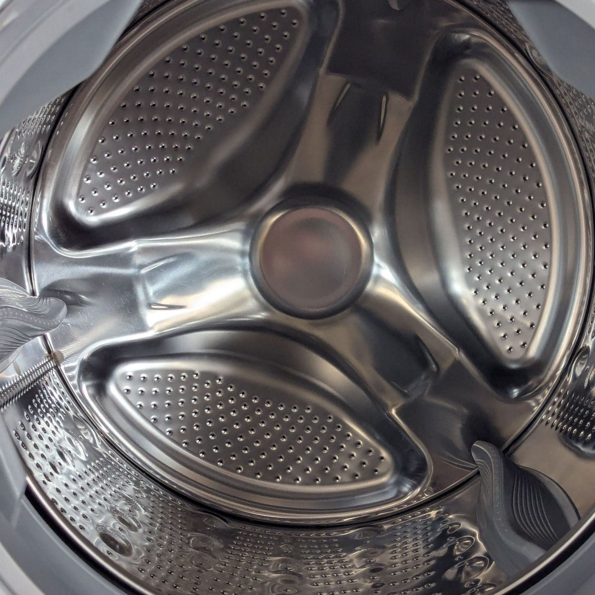 LG Front Load Washer - Reliable and Efficient - Thumbnail 5