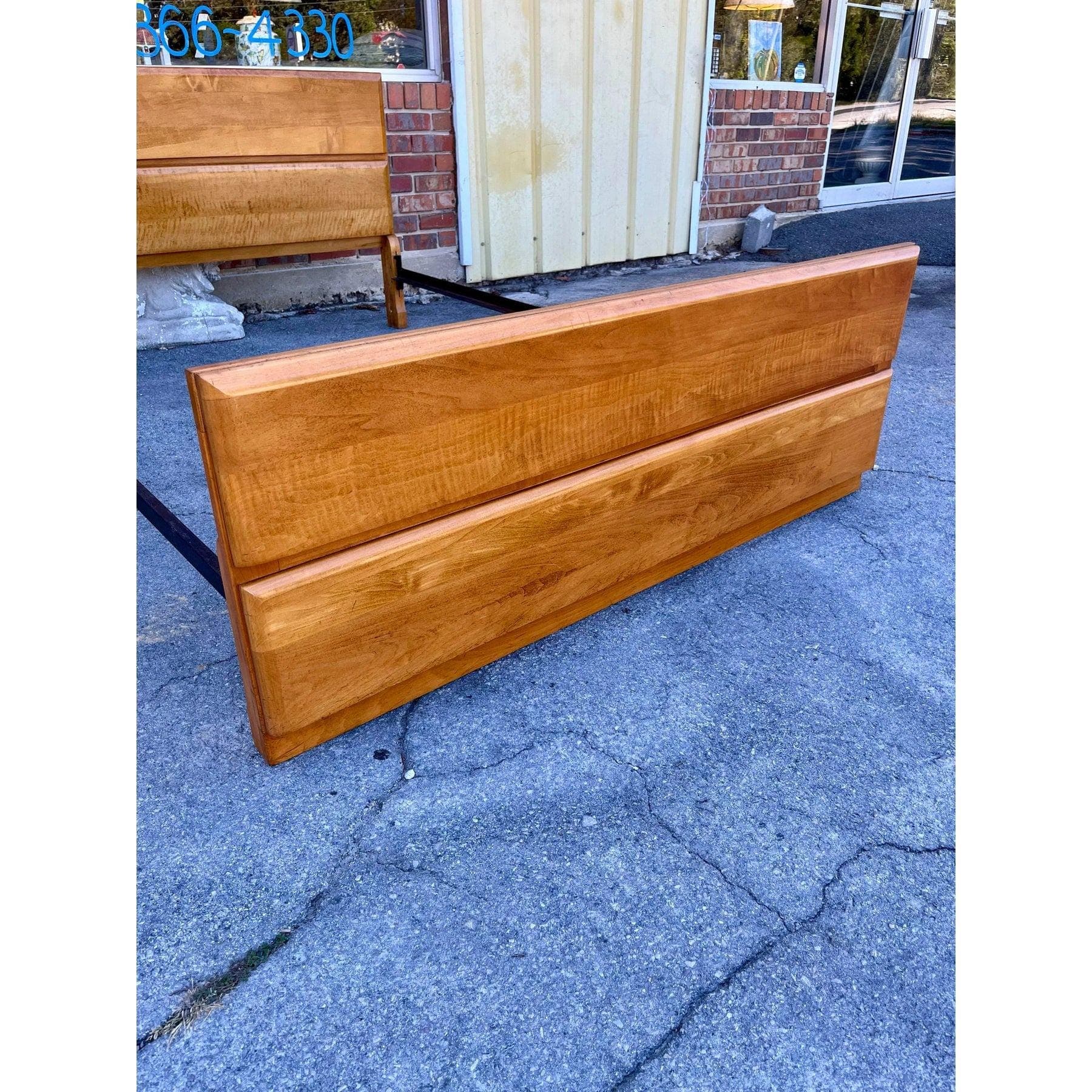 Mid 20th Century Star Dust Full Size Bed Designed by Russel Wright - Thumbnail 6