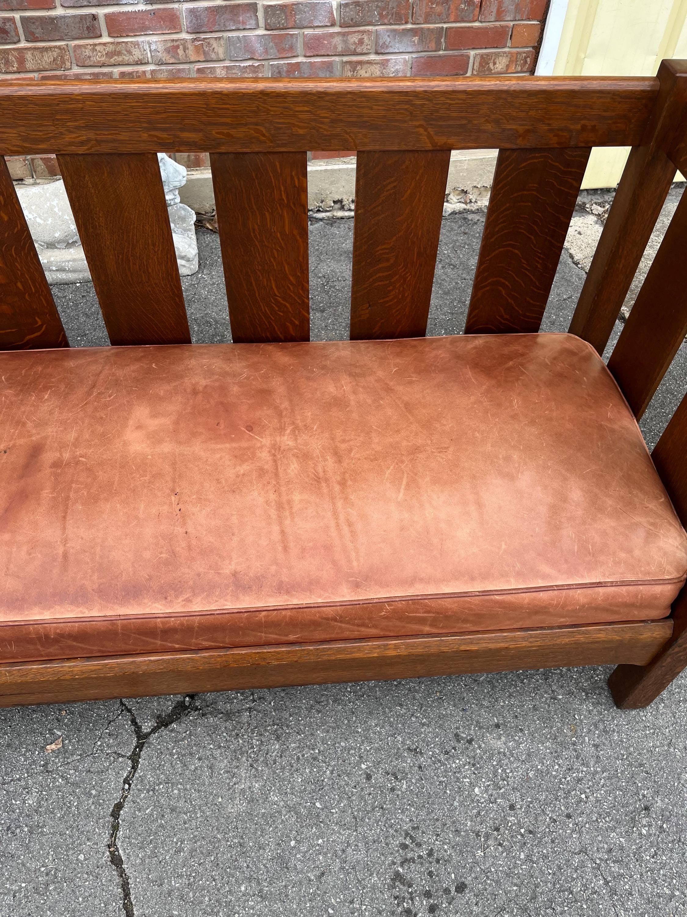 Early 20th Century L. & j.g. Stickley Model 216 Mission Oak Settle - Thumbnail 10