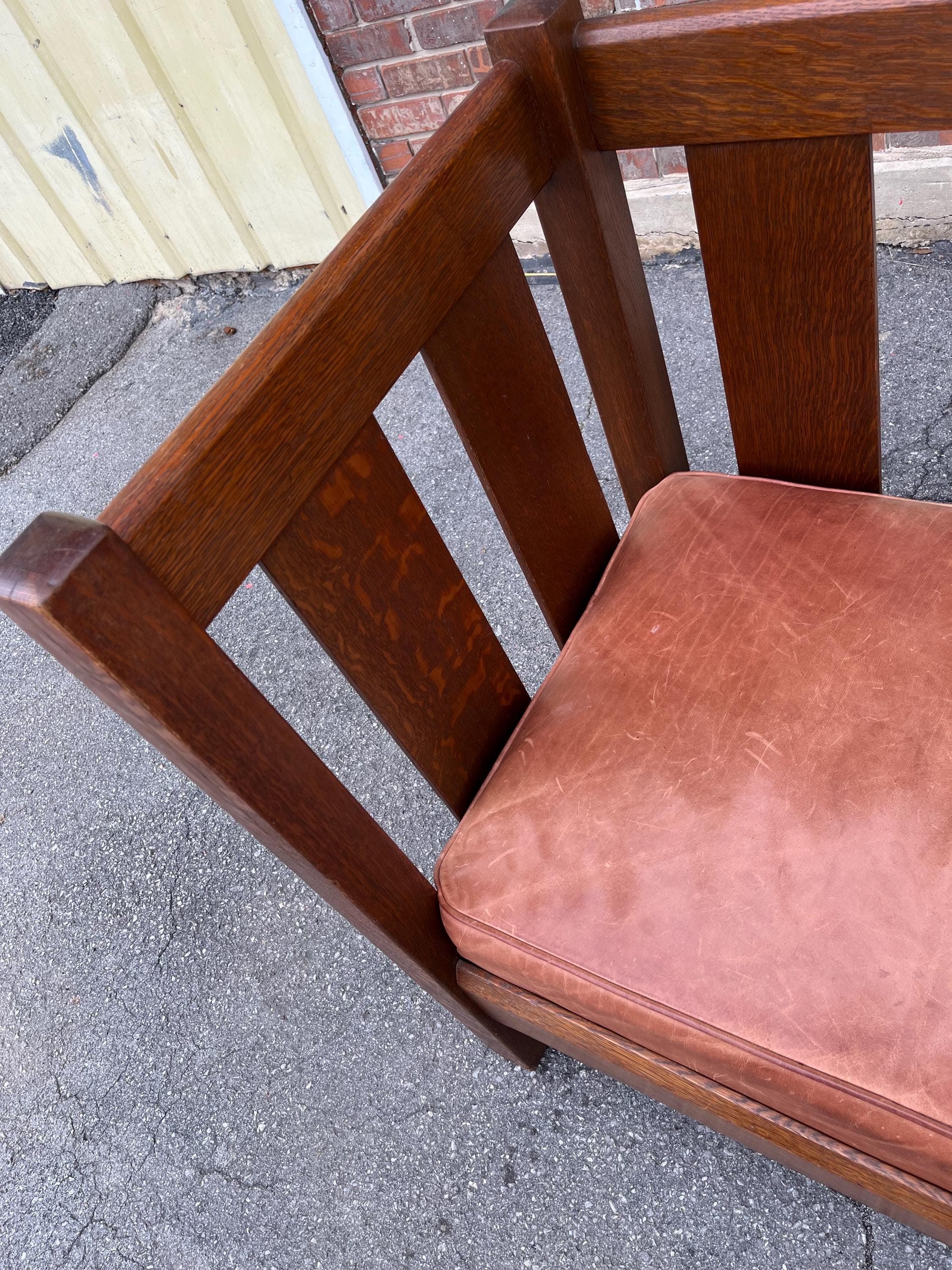 Early 20th Century L. & j.g. Stickley Model 216 Mission Oak Settle - Thumbnail 7