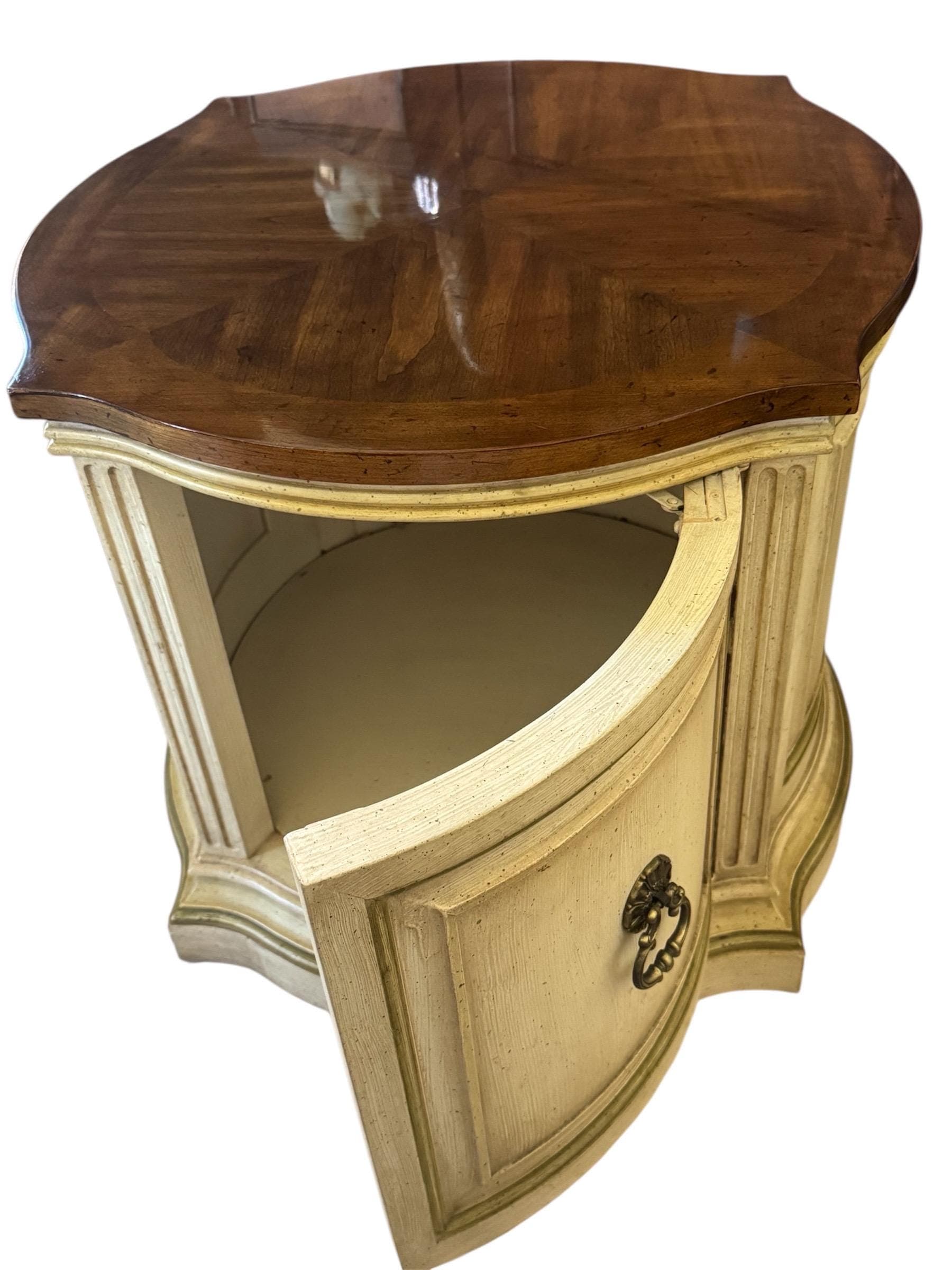 Vintage French Provincial Commode: Sunburst Top, Distressed Cream Accent - Thumbnail 6