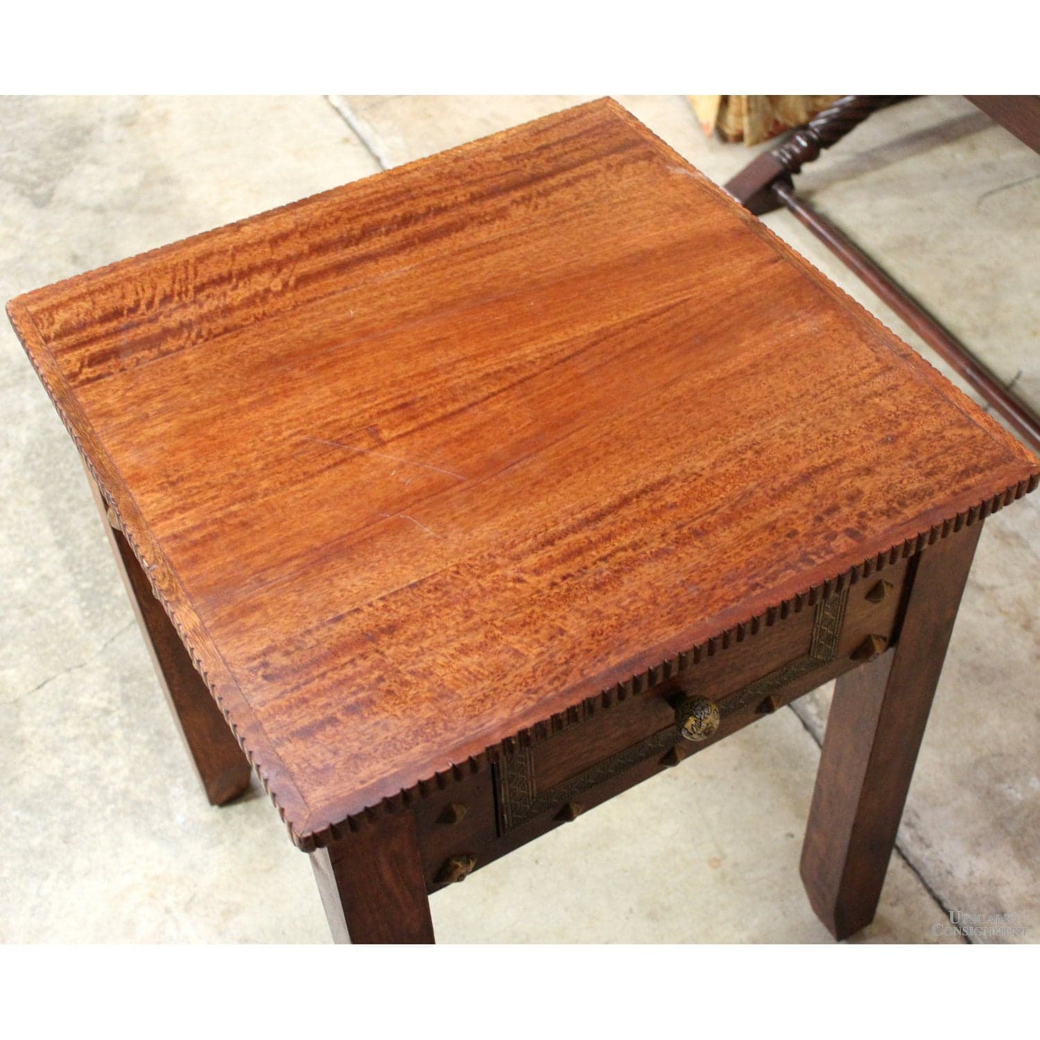 Pier 1 Imports End Table w/Brass Accents - Thumbnail 5