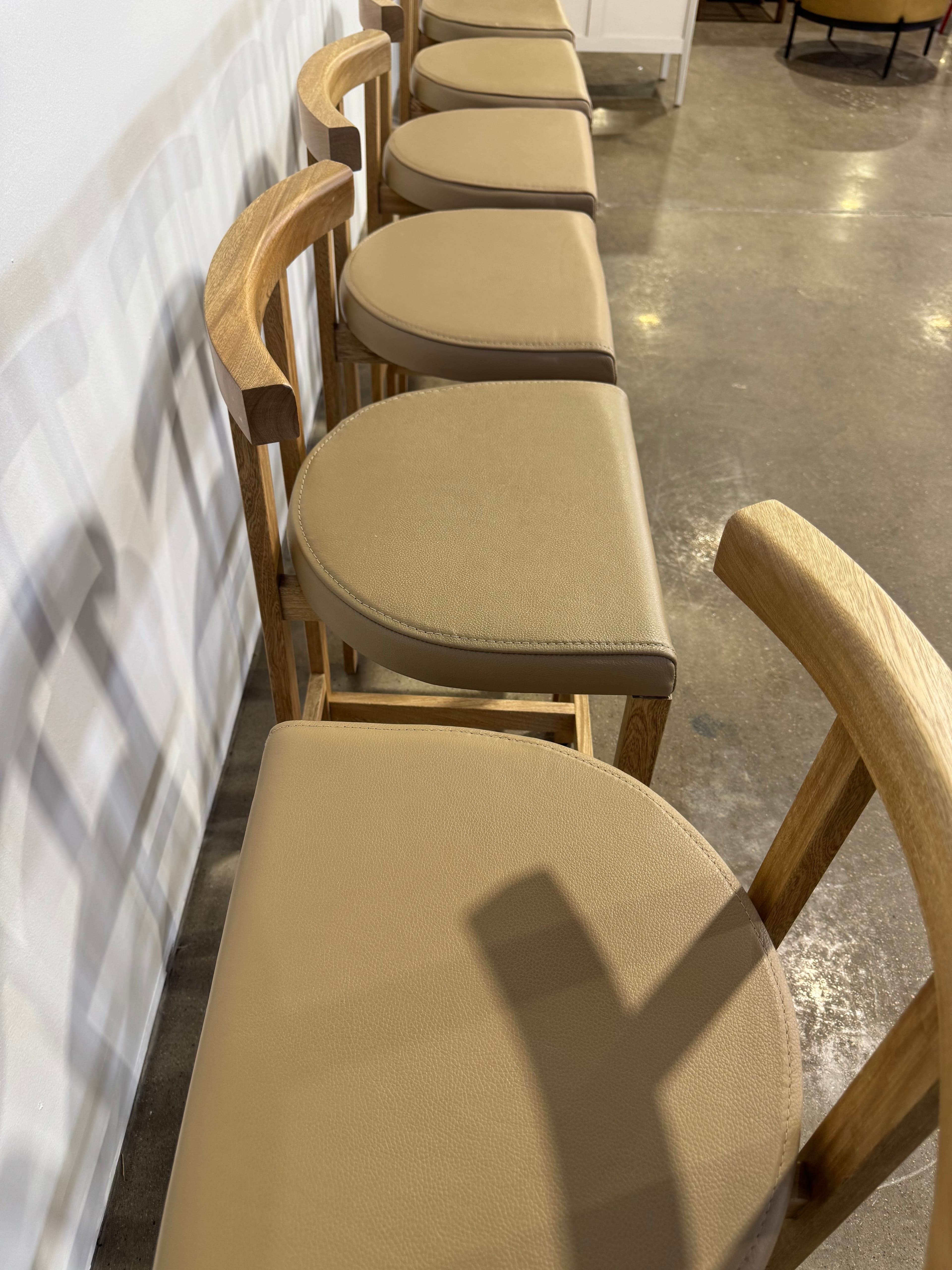 Lulu and Gerogia Ayvn Bar Stool - Thumbnail 4