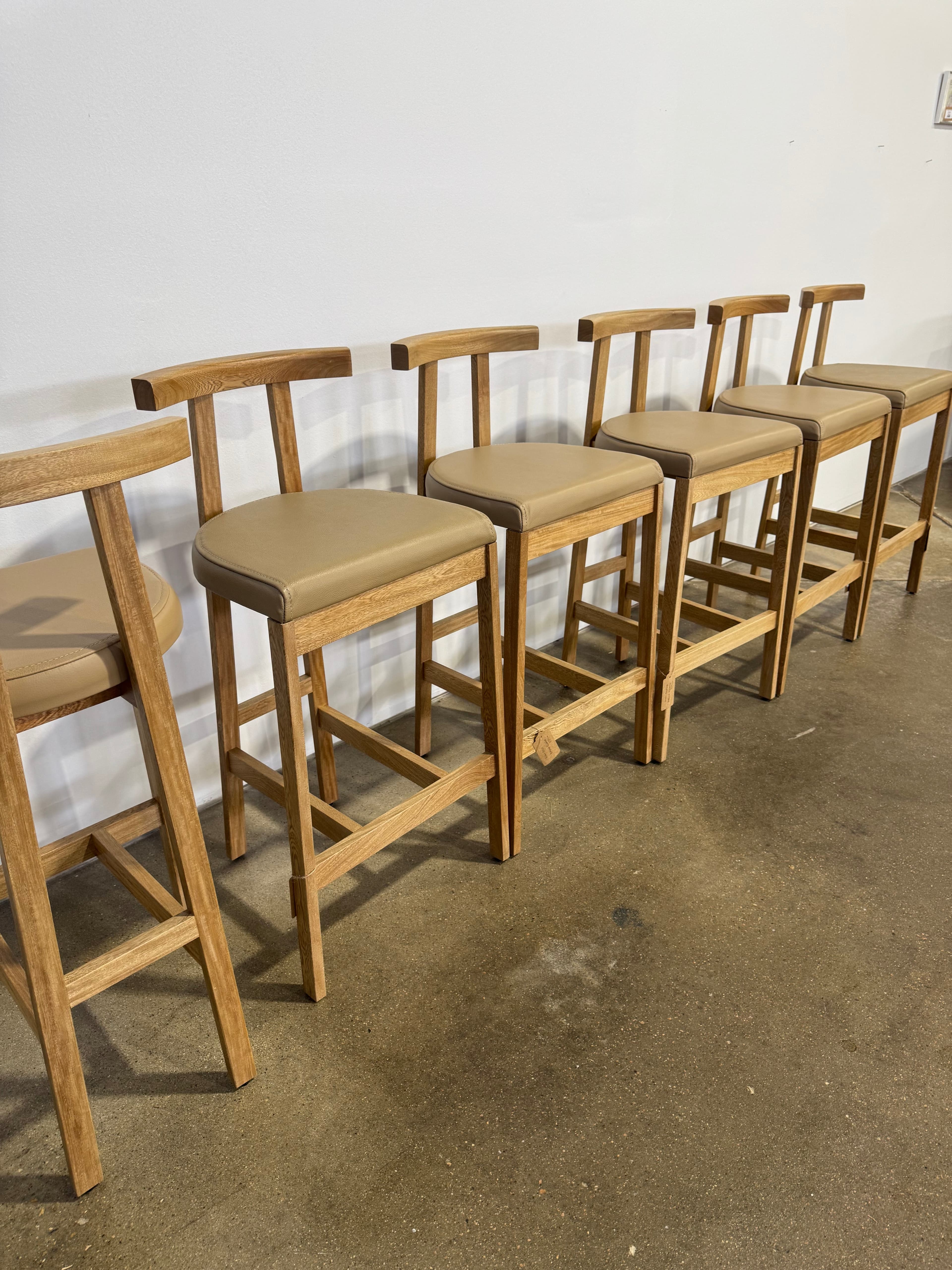 Lulu and Gerogia Ayvn Bar Stool - Thumbnail 3