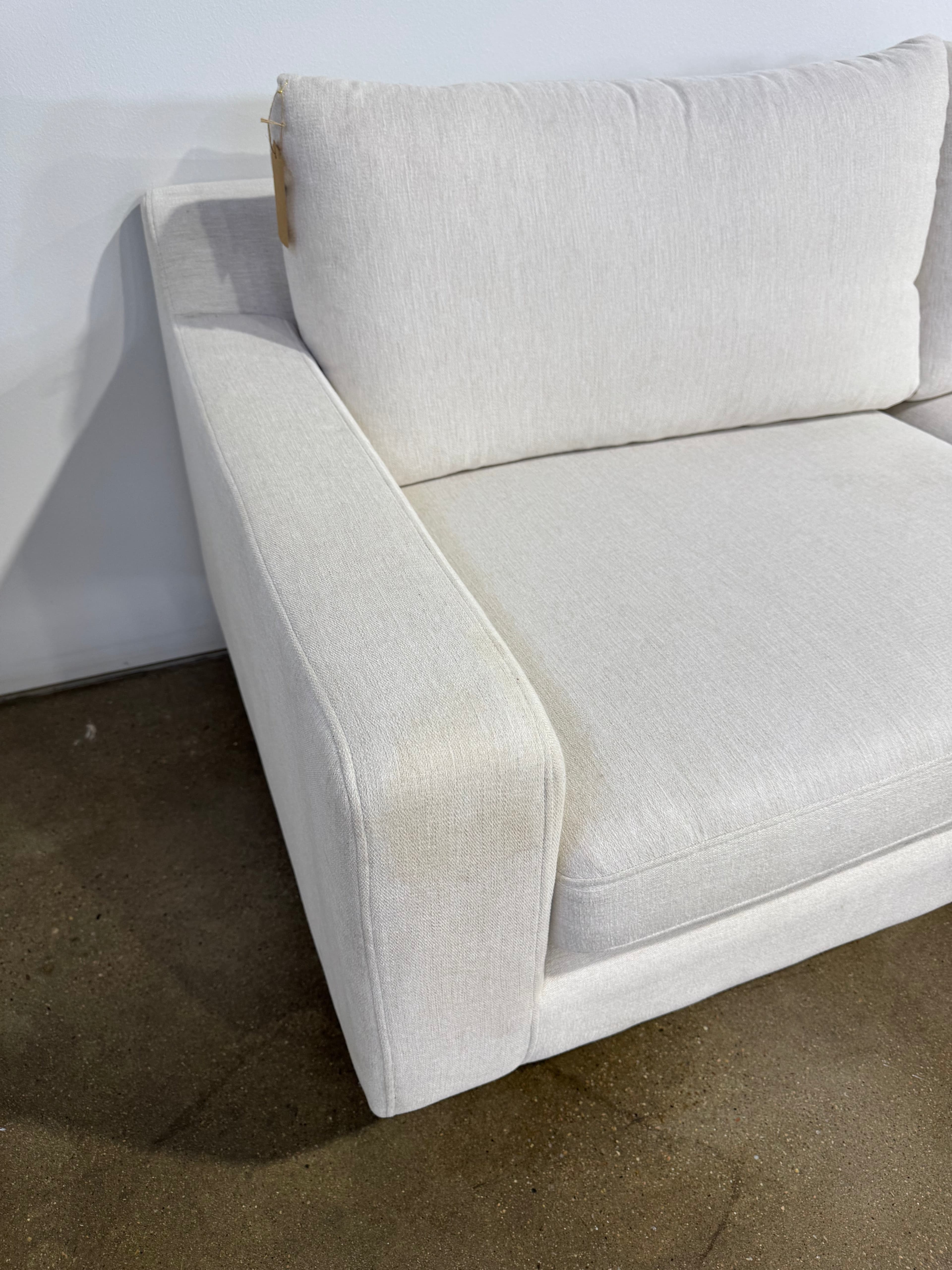 Interior Define Sloan 2-Seat - White - Thumbnail 4