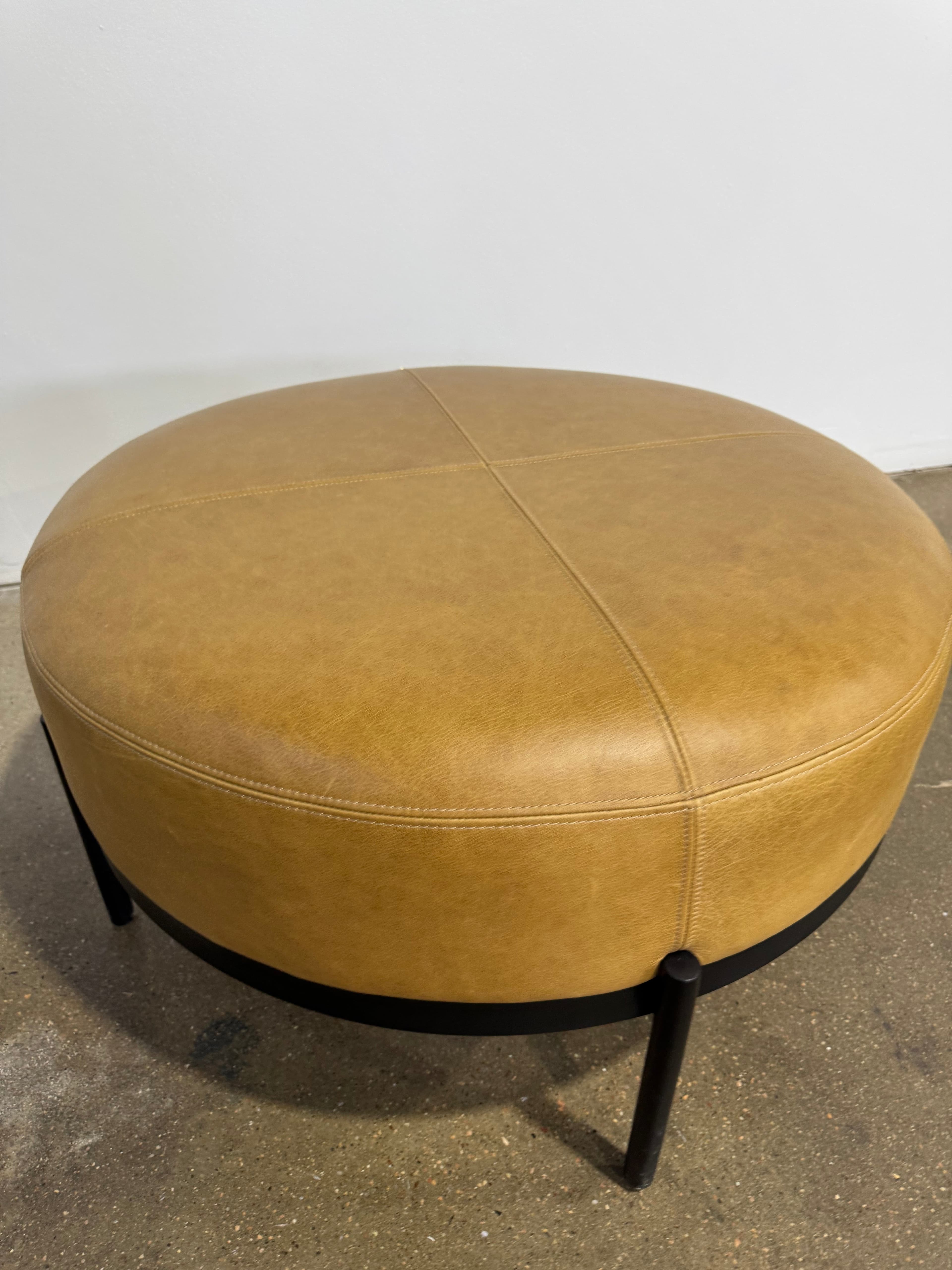 Interior Define Kyle Leather Ottoman - Thumbnail 2