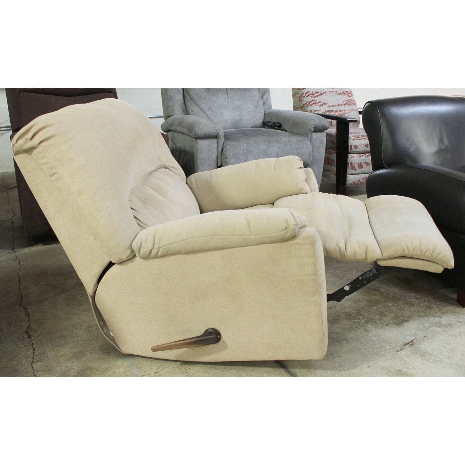 Southern Motion Beige Rocking Recliner - Beige - Thumbnail 4