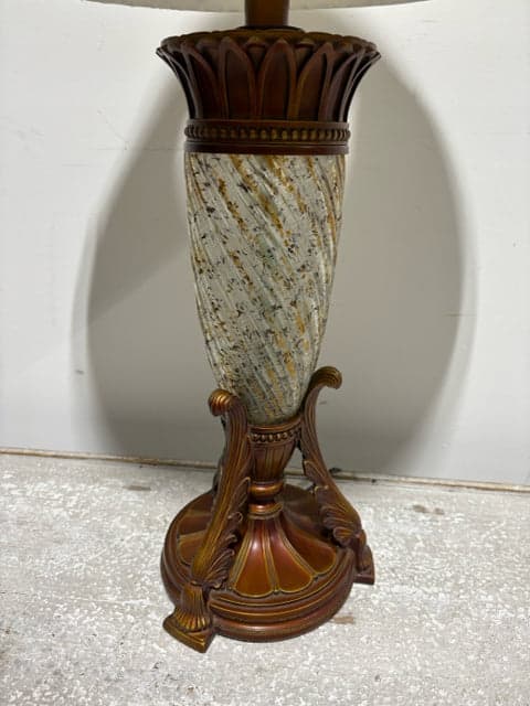 Dale Tiffany Glass And Bronze Table Lamp With Pleated Shade - Thumbnail 2