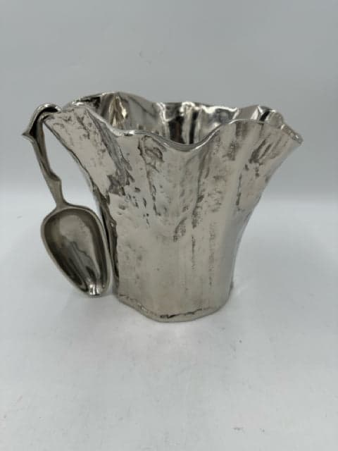 Zodax 12"w Cado Aluminum Ice Bucket with Scoop - Image 1