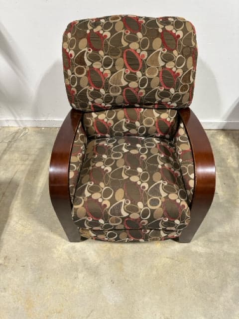 Raymour & Flanigan Molly Recliner with Wooden Arms - Thumbnail 2