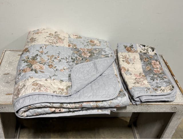 King Size Light Blue And Beige Patchwork Quilt With 2 Shams - Image 1