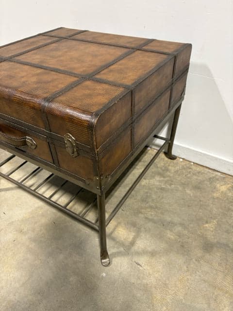 Suitcase Style Coffee Table - Thumbnail 2