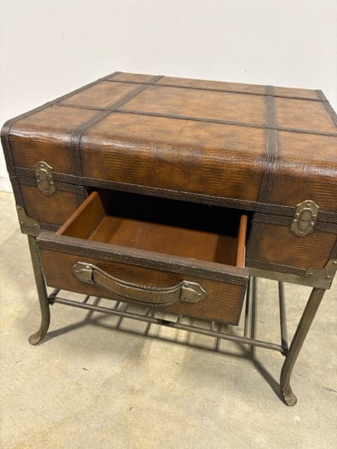 Suitcase Style Coffee Table - Thumbnail 3