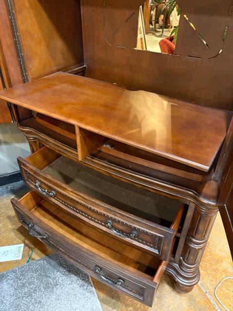 Media Armoire With 2 Doors And 2 Drawers - Thumbnail 3