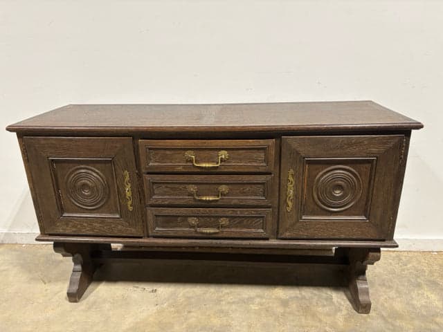 Antique Wooden Sideboard With 3 Drawers And 2 Doors - Image 1