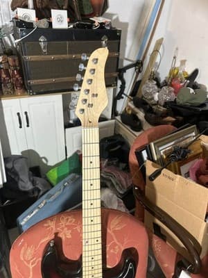 Sunburst ST Style Electric Guitar Maple Fretboard HSS Pickups - Thumbnail 4