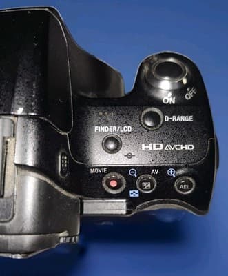 Sony Alpha α55 SLT-A55V Digital SLR body + Battery (No Charger Or Lens) - Thumbnail 3