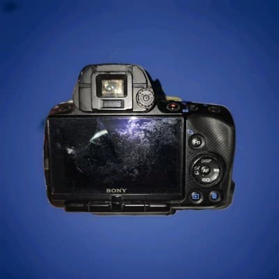 Sony Alpha α55 SLT-A55V Digital SLR body + Battery (No Charger Or Lens) - Thumbnail 5