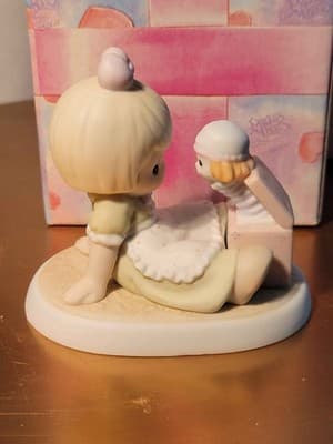 Precious Moments: Life's Filled With Little Surprises - Thumbnail 3