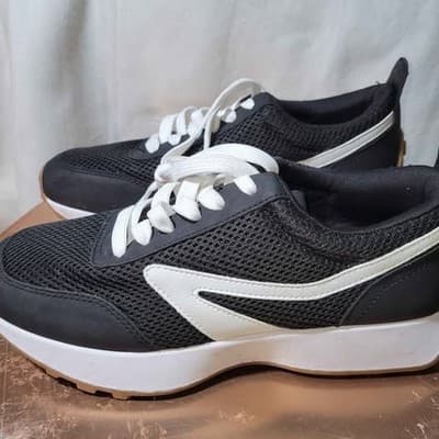 DV Dolce Vita Women's Bynx Sneakers Black and White (Size 9) - Image 1