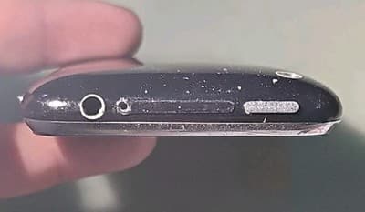 Black Apple iPhone 3GS 8GB A1303 Collectible AS-IS, NOT IN WORKING CONDITION - Thumbnail 7