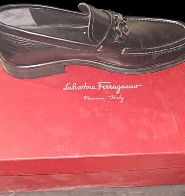 Salvatore Ferragamo Men’s Horsebit Loafers – Black Leather – Size 9.5M - Thumbnail 5