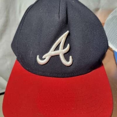 Lot of 4 Hats - Thumbnail 2