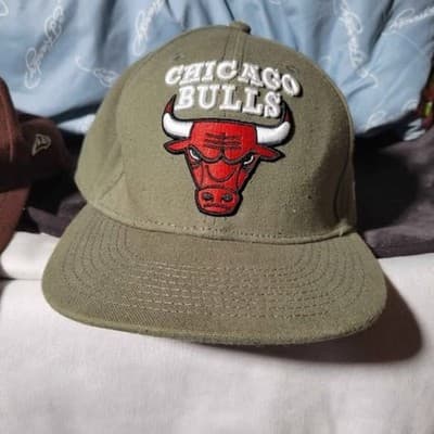 Lot of 4 Hats - Thumbnail 4