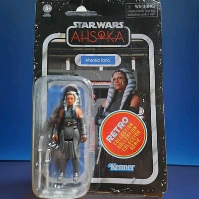 Star Wars Retro Ahsoka Tano 3.75" Figure (Made By Kenner) - Thumbnail 2