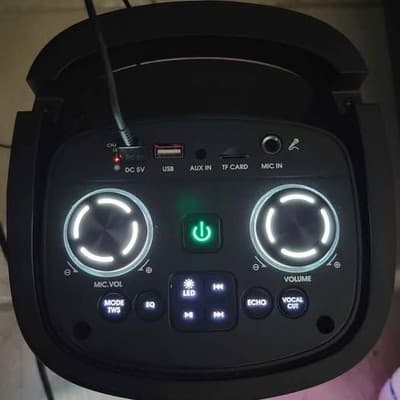 Wireless Bluetooth Karoake Machine No Microphone Included Makes Great BT Speaker - Thumbnail 4