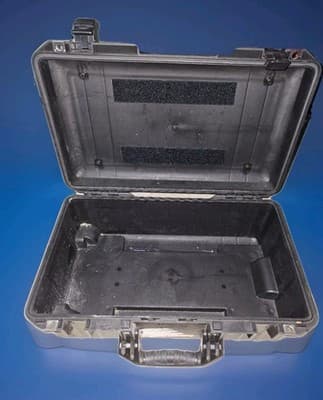 Pelican 1510 Travel Hard Portable Case Camera Wheeled Handle Luggage Black - Thumbnail 2