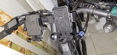 Schwinn Adult Coston DX 27.5 Step through Hybrid E-bike Black (Only 120 Miles) - Thumbnail 8