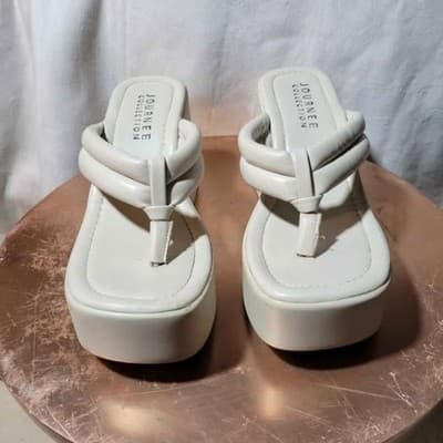 Journee Collection Women's Shareene Slip On Platform Wedge Sandals (Size 8.5) - Thumbnail 4