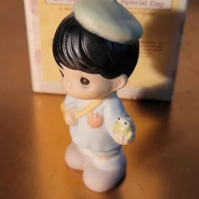 Precious Moments "On Our Way to a Special Day" Boy Figurine - Thumbnail 5