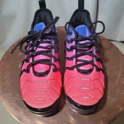 Nike Women's Air Vapormax Plus Cotton Candy Colorway Size 8 DX2746-400 - Thumbnail 4
