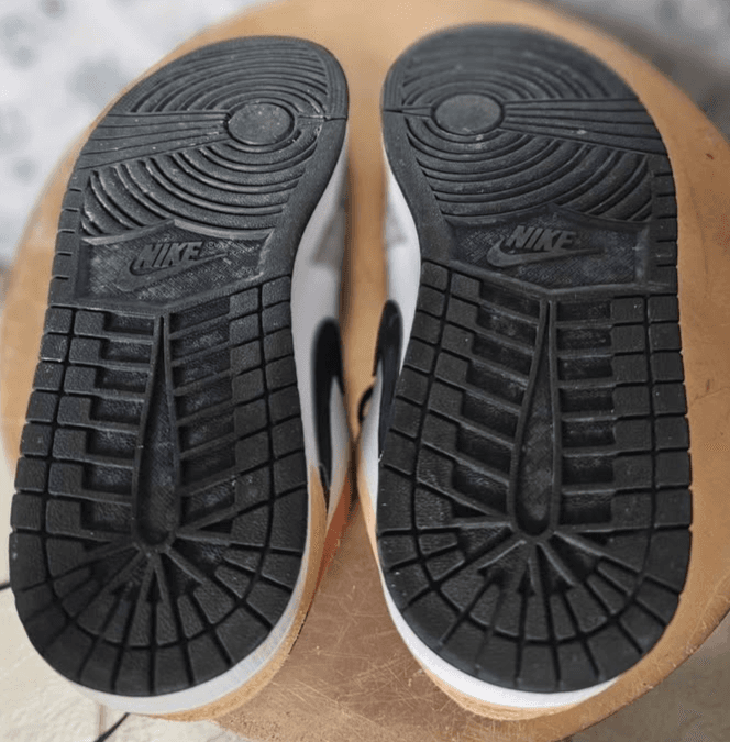 Men's Air Jordan 1 Low SE 'Flight Club' - DX4334-008 (Size 10) - Thumbnail 6