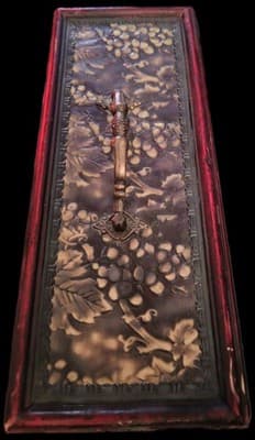 Wooden Wine Three Bottle Holder w/ Grape Designs - Thumbnail 4