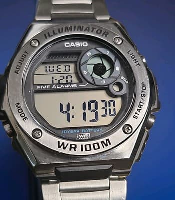 Casio Illuminator WR Digital Watch 3487 MWD-100H 100M WR Chrono Alarm Running - Thumbnail 2