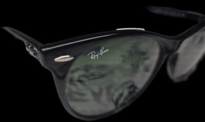 Ray-Ban RB2185 Wayfarer II Black Frame With G-15 Green Lenses - Thumbnail 2