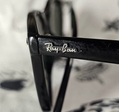 Ray-Ban RB2185 Wayfarer II Black Frame With G-15 Green Lenses - Thumbnail 8