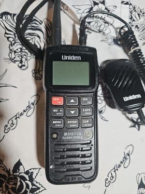 Uniden GPS Two-Way Marine Radio MHS135DSC Bundle - Thumbnail 2