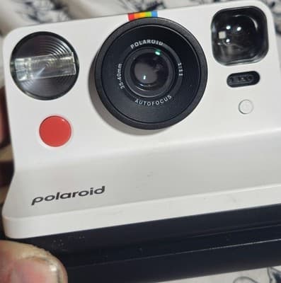 Vintage Polaroid SX-70 OneStep White with Rainbow Stripe Instant Camera - Thumbnail 4